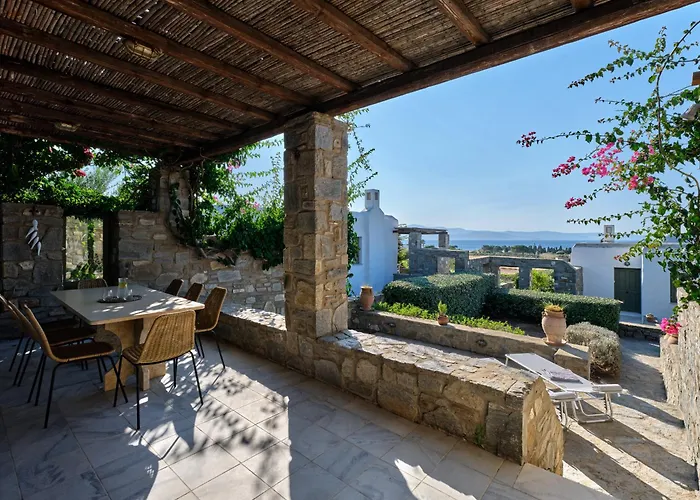 Clover - A Unique House For Your Dream Holidays Ferienhaus Isterni (Paros)